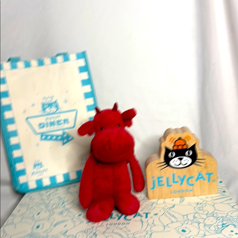 NWOT Jellycat Bashful Red Dragon - RETIRED!! VHTF!
